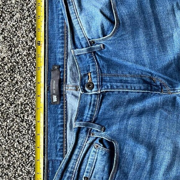 Levis 515 Jeans Womens 14 Blue Bootcut Denim Pants - Picture 2 of 8